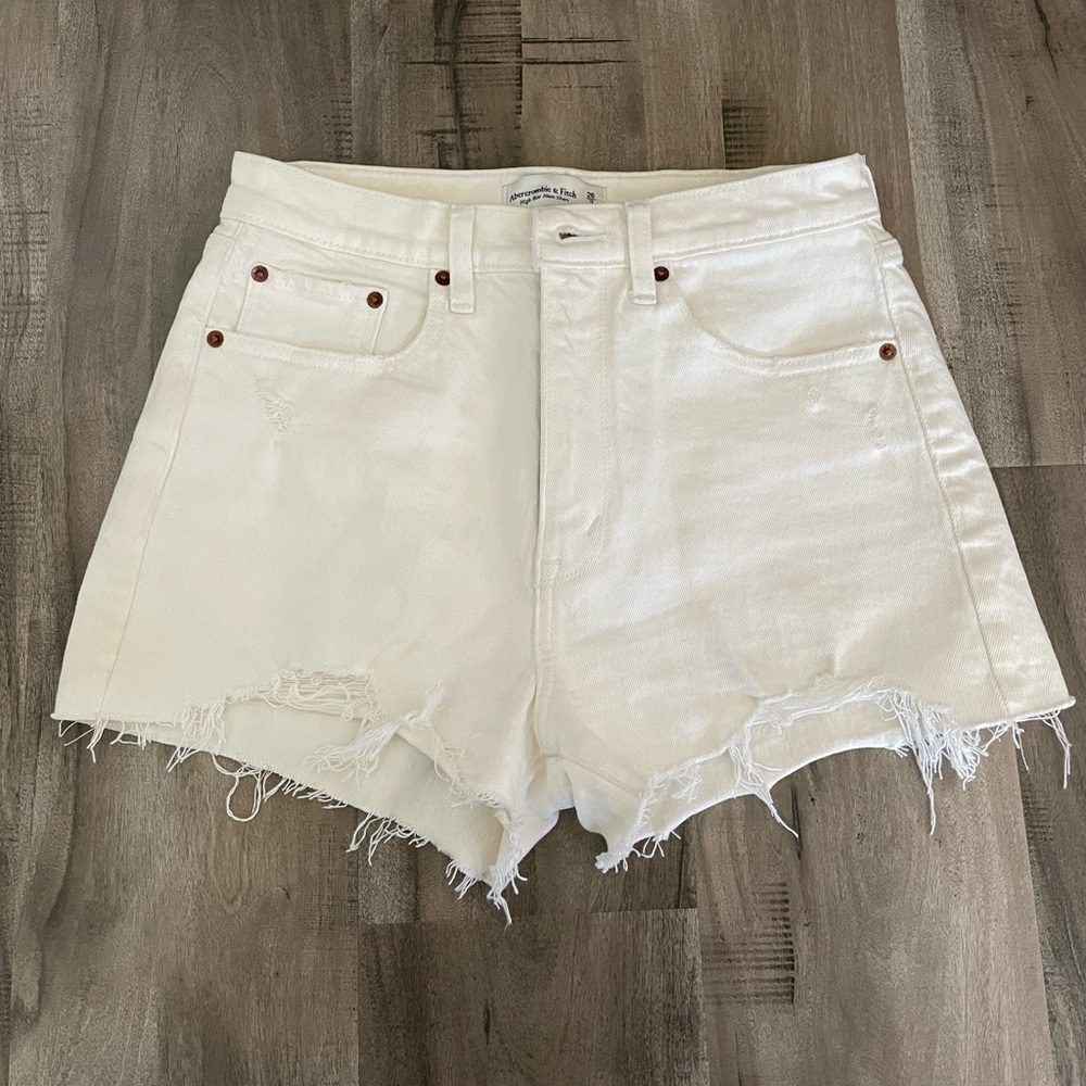 Abercrombie & Fitch White High Rise Mom Shorts